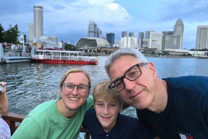 Best valued combo 2-IN-1: Eat By Day, Shows By Nights (8hrs) - River-side landmarks: the classic views you get without extra planning