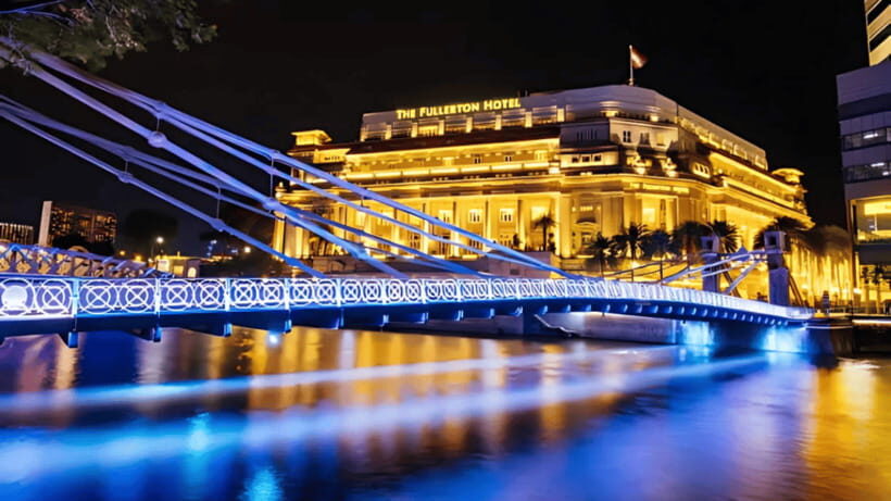 Signature Night Tour: Walk Through Marina with Food Tastings - Entering The Night Route From Telok Ayer MRT