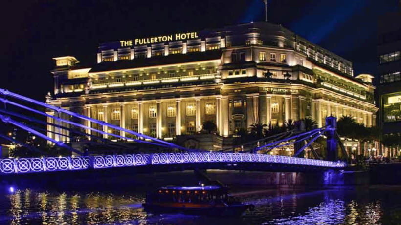 Signature Night Tour: Walk Through Marina with Food Tastings - Boat Quay Finish: Your Night Base After the Tour
