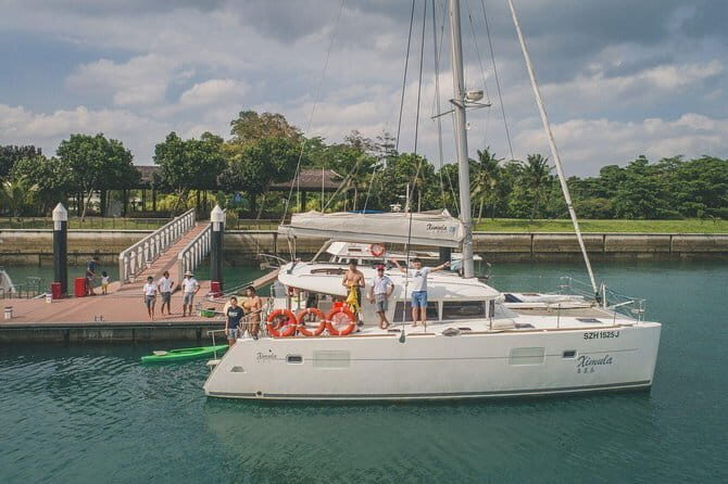 Singapore - Albatross Speedboat Adventures Cruising in Sentosa - Dragon’s Tooth Gate: Long Ya Men and the old water routes