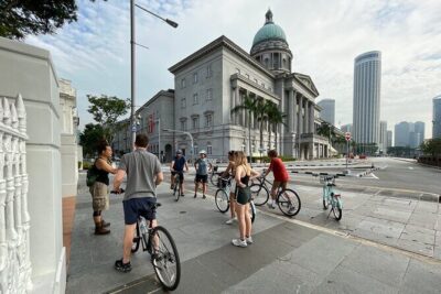 Singapore City Bike Tour - The ride that builds your bearings: Arts House and National Gallery area
