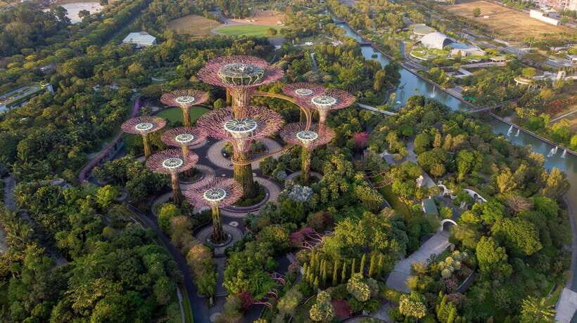 Singapore: Day Tour for Sentosa, Gardens by the Bay, Flyer - Why This 10-Hour Mix Works: Sentosa, Wax Figures, Supertrees, and the Flyer