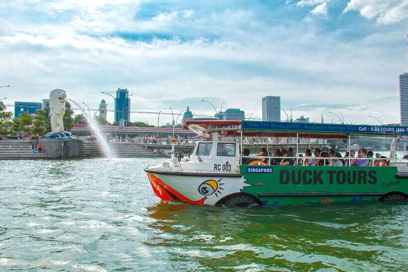 Singapore: Explorer Pass Save up to 50% on 2-7 Attractions - Gardens by the Bay Domes and the Sentosa Mix-Up You Can Avoid
