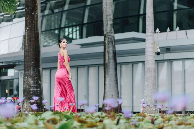 Singapore: Moments in the City Private Photography Session - Price and Value: Is $154 Fair for a Private Session?
