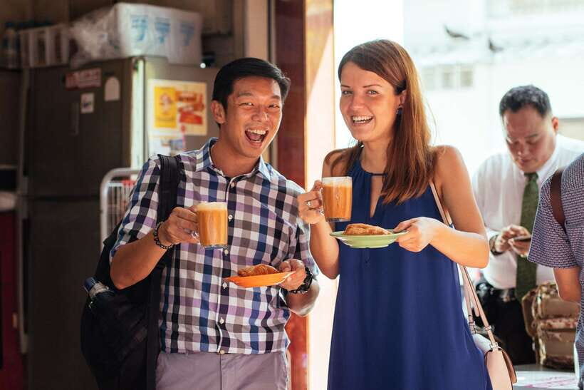Singapore: Private Food Tour – 10 Tastings with Locals - Price and value: what $160 buys in real terms