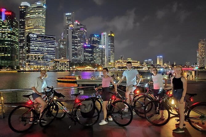 Singapore Private Night Cycling with Dinner - Marina Barrage: Cycling Over Singapore’s Freshwater Dam at Night