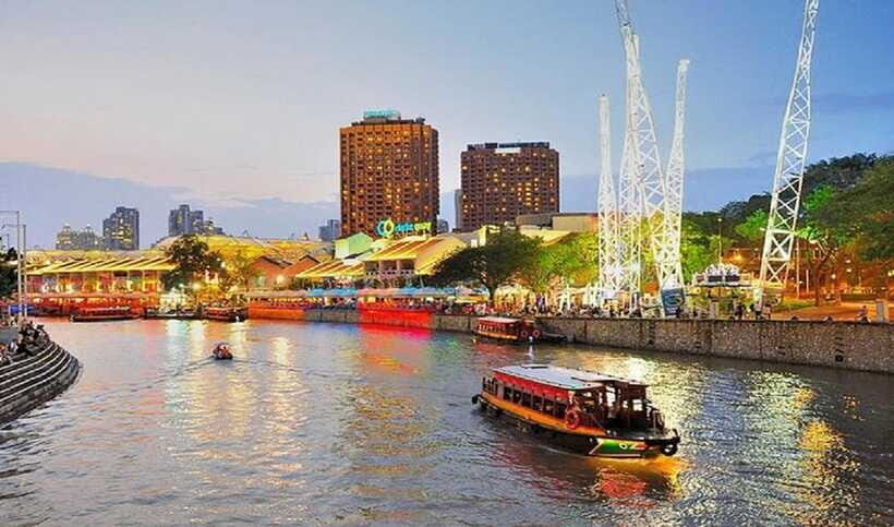 Singapore: Private Nighttime Sightseeing with River Cruise - Little India Town: the neighborhood contrast you’ll remember