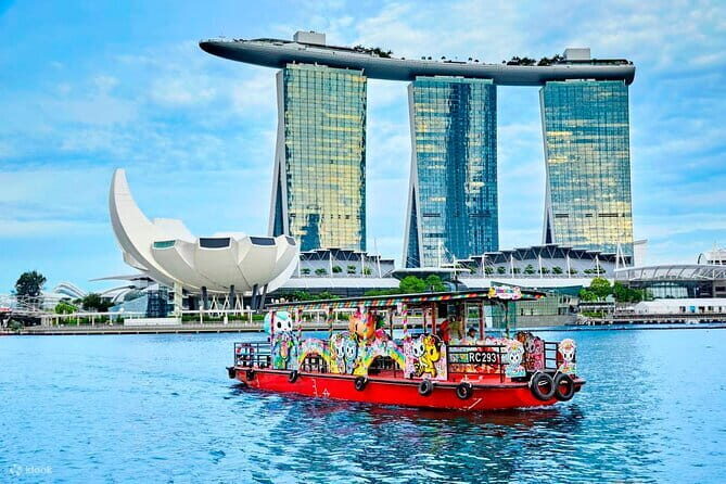 Singapore River Cruise Tour with E-Tickets - Boarding at Clarke Quay: tickets, QR access, and the easiest way to avoid stress