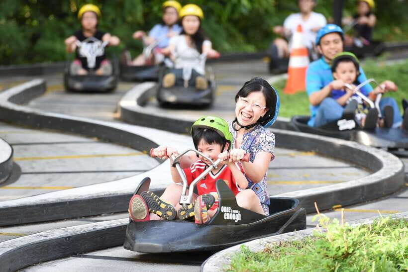 Singapore: Skyline Luge Sentosa Tickets - Getting Up the Hill: What the Skyride Chair Lift Adds