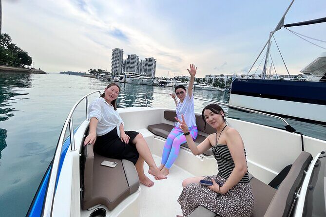 Singapore Southern Islands Speedboat Guided Tour - Pulau Tekukor and the Sisters’ Islands: the southern scattering