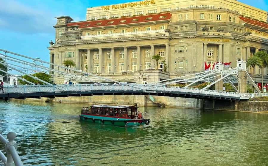 Spectra & Garden Rhapsody Shows with Singapore River Cruise - Merlion Park: A Quick Landmark Stop That Helps You Orient Fast